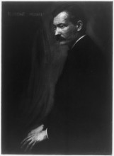 Копия картины "portrait of robert henri" художника "кезебир гертруда"